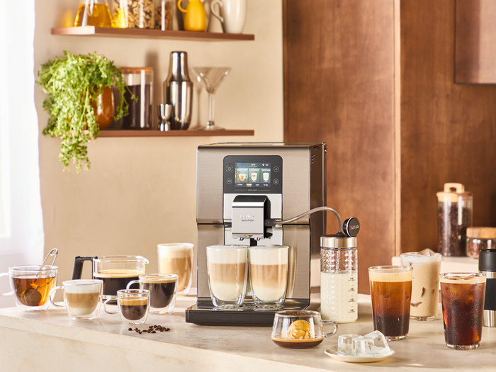 Krups Intuition Experience Hot & Cold EA879E product in gebruik