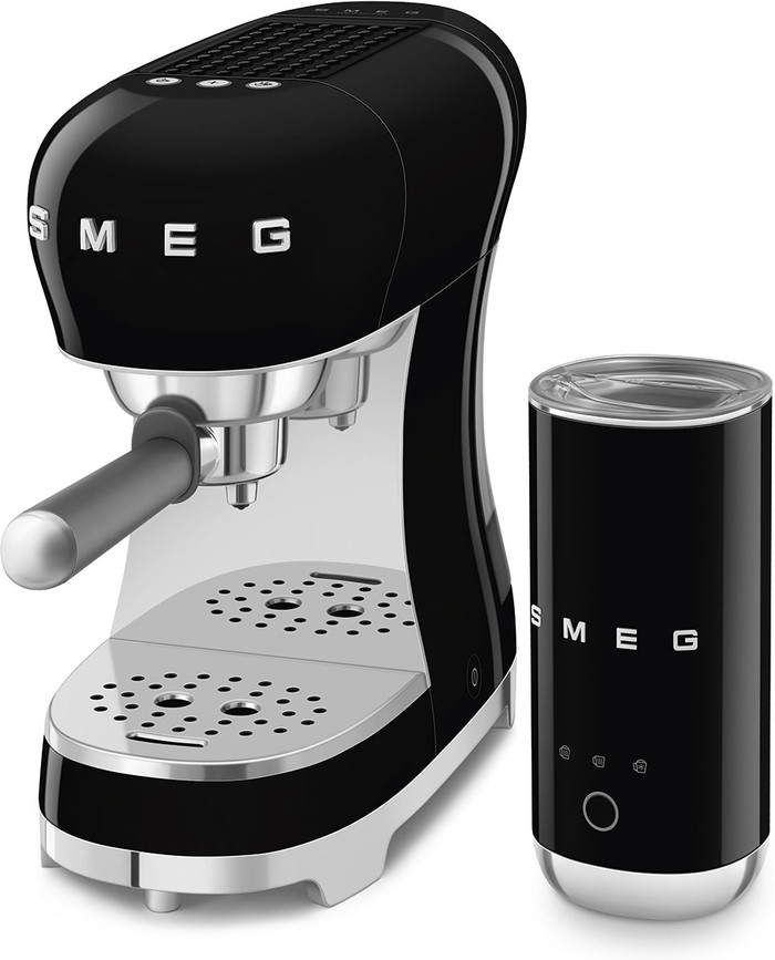 SMEG ECF12BLEU Zwart + melkopschuimer rechterkant