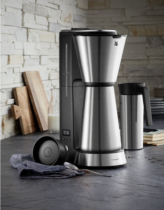 WMF KITCHENminis Aroma Thermo to go product in gebruik