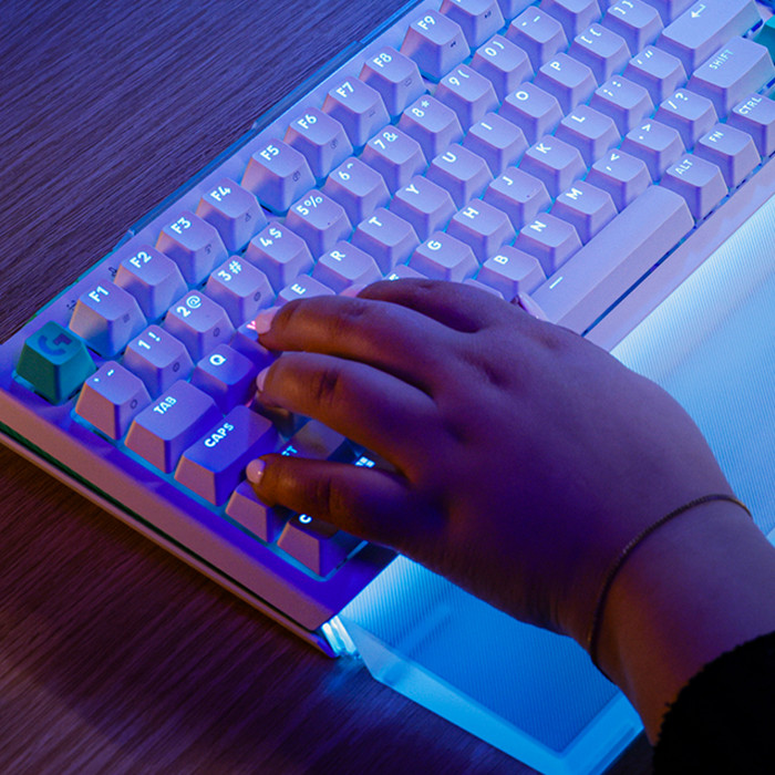 Logitech G512 X 98 Gaming Toetsenbord Qwerty Wit visual leverancier