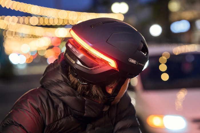 ABUS HYP-E Blauw M product in gebruik