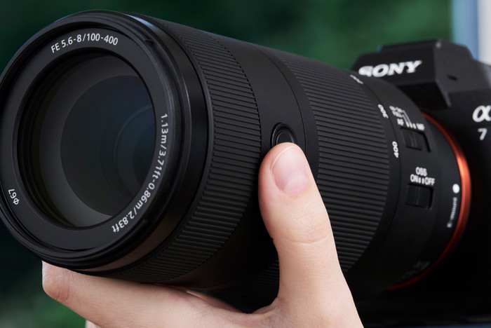 Sony FE 100-400mm f/5.6-8 OSS product in gebruik