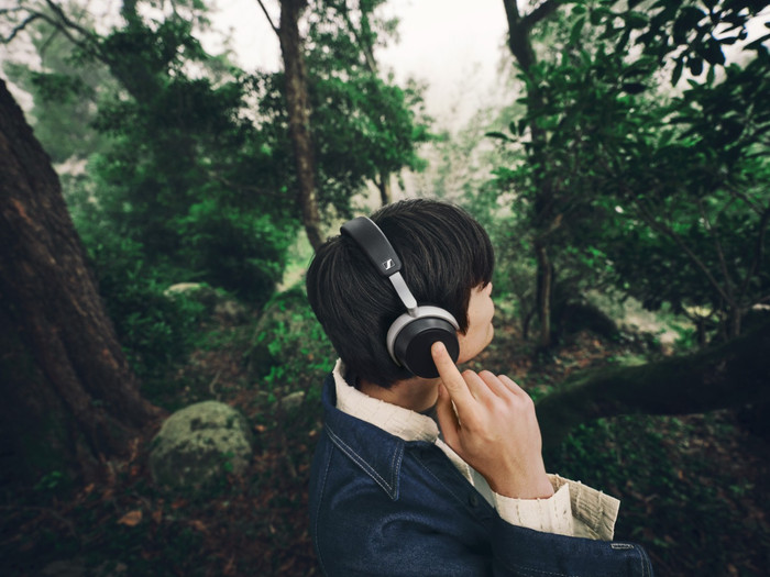 Sennheiser HDB 630 product in gebruik