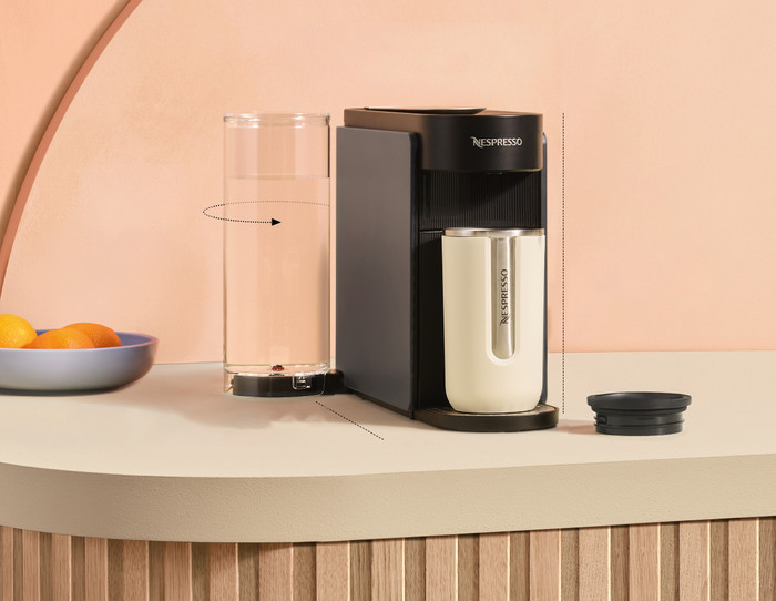 De'Longhi Nespresso ENV200GYAE Vertuo UP Antraciet + Aeroccino product in gebruik