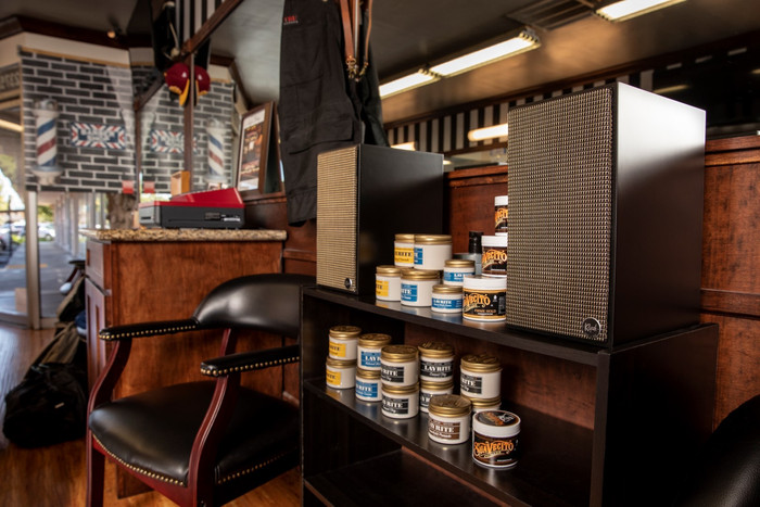 Klipsch The Fives Zwart (per paar) product in gebruik