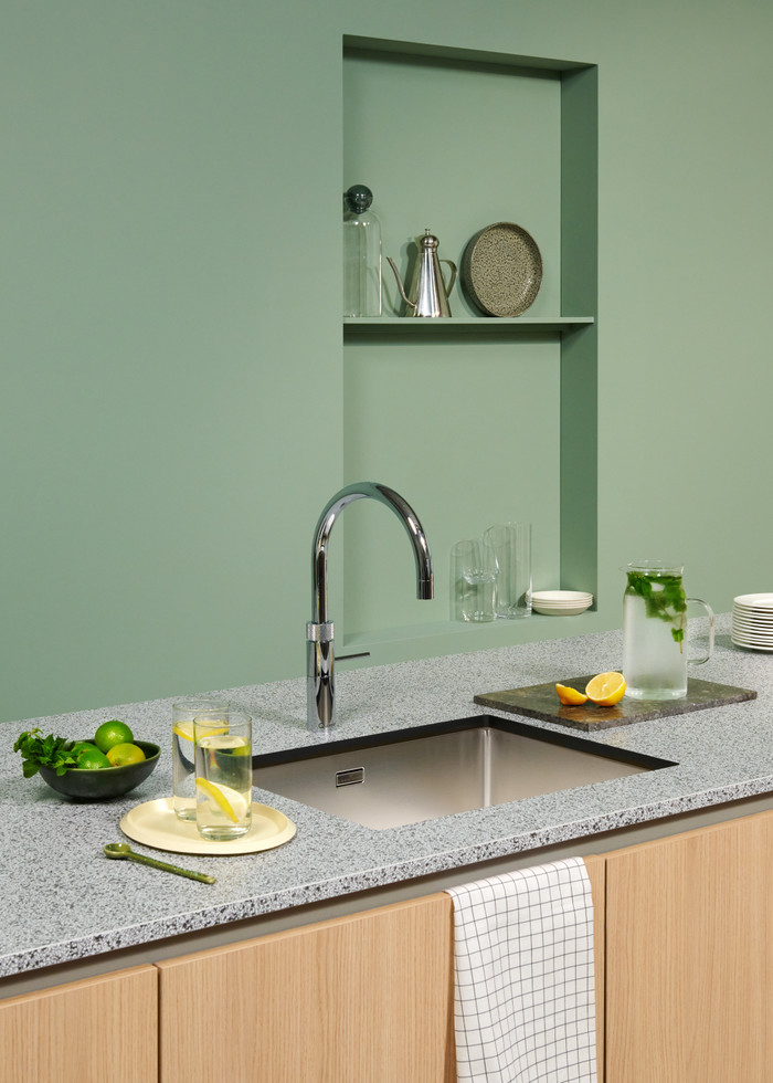Quooker COMBI+ and Quooker Fusion Round Chrome product in use