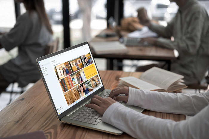 Acer Swift Air 14 SFA14-I31-50RC product in gebruik