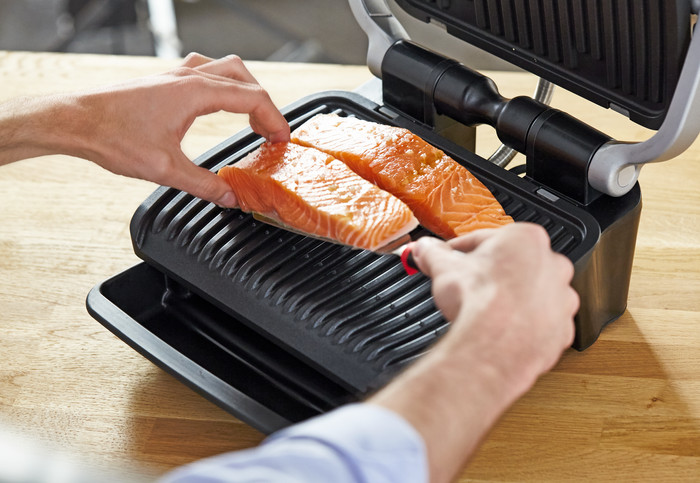 Tefal OptiGrill Elite XL GC760D product in gebruik