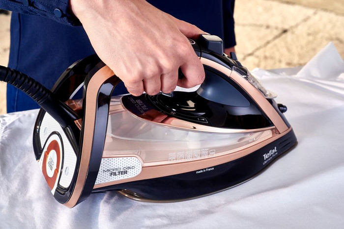 Tefal Ultimate Pure FV9845 product in gebruik