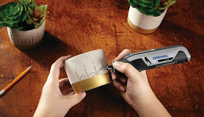 Dremel Lite 7760 product in use