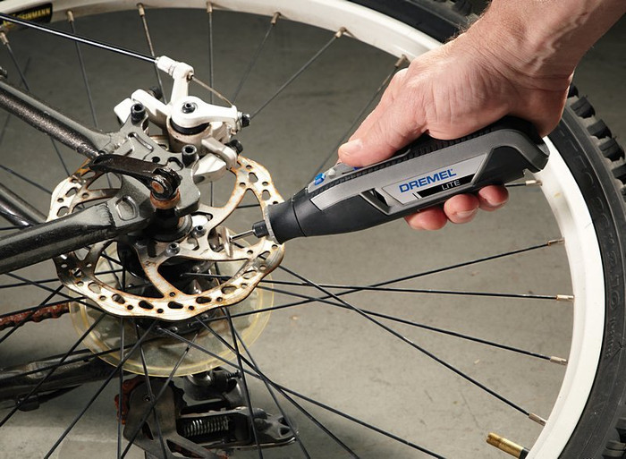 Dremel Lite 7760 product in use
