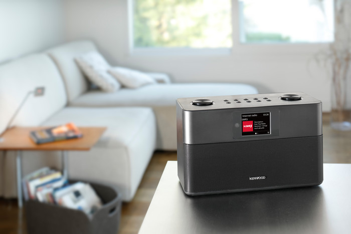 Kenwood CR-ST-100S Black product in use