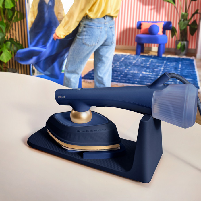 Philips One Turn GC215/20 product in gebruik