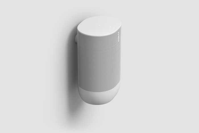 Sonos Move 2 Groen + Muurhaak Wit product in gebruik