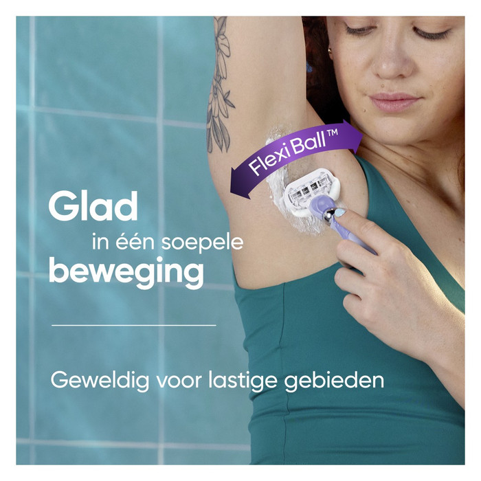 Gillette Venus Extra Smooth Swirl + 9 Navulmesjes product in gebruik