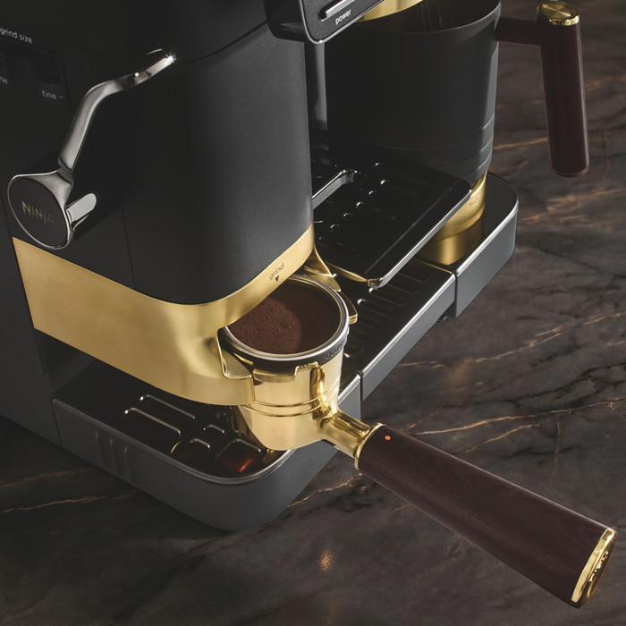 Ninja Luxe Café Pro ES771EUBK David Beckham Limited Edition detail