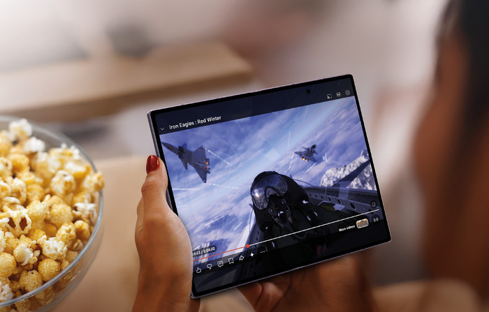 Samsung Galaxy Z Fold 8 512GB Wit 5G + Accessoirepakket visual leverancier