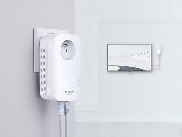 TP-Link TL-WPA8635PKITB 4-pack product in use