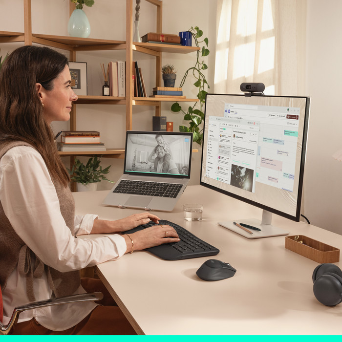 Logitech Signature Comfort Plus M850 L Draadloze Muis Graphite product in gebruik