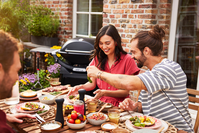 Weber Q 3200N+ with Underframe product in use