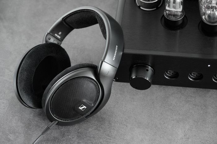 Sennheiser HD 560S product in gebruik