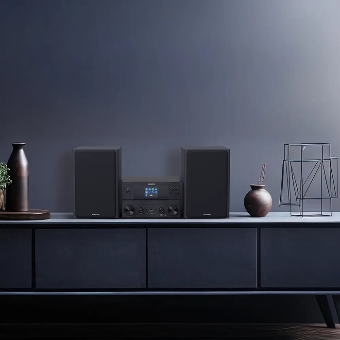 KENWOOD M-9100S-B product in gebruik