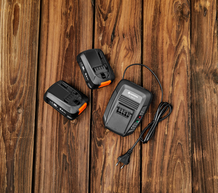 Gardena PowerMax 30/18V P4A + Gardena SmallCut 23/18V P4A incl. 2,5 Ah accu (2x) product in gebruik