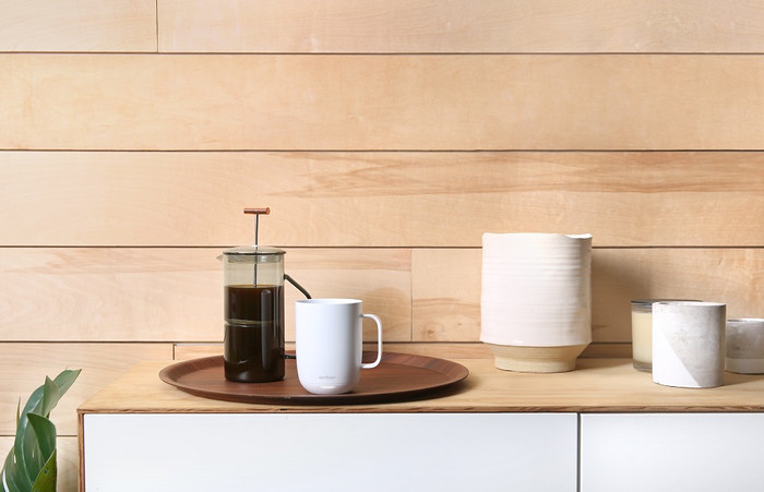 Ember Mug² 414ml White product in use