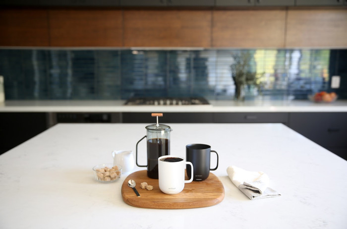 Ember Mug² 414ml White product in use