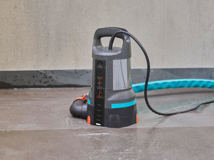 Gardena Dompelpomp 17000 Aquasensor product in gebruik