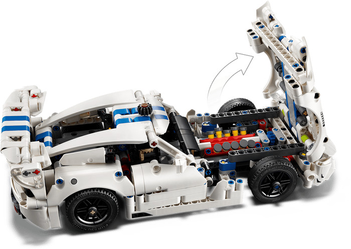 LEGO Technic Dodge Viper GTS-R Sports Car 42234 detail