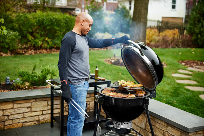 Weber Summit Kamado E6 null