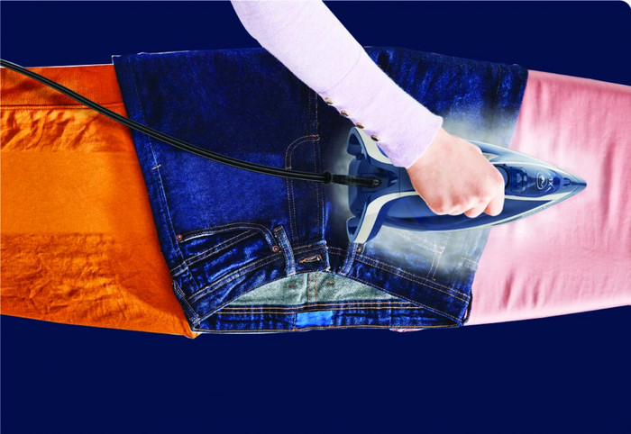 Tefal FV6872 Smart Protect Plus product in gebruik