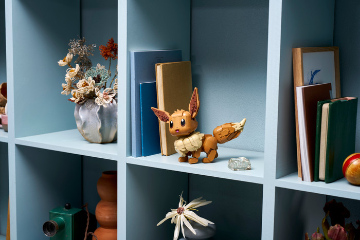 LEGO Pokémon Eevee 72151 product in gebruik