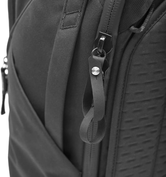 Peak Design Travel Backpack 45L v2 Black detail