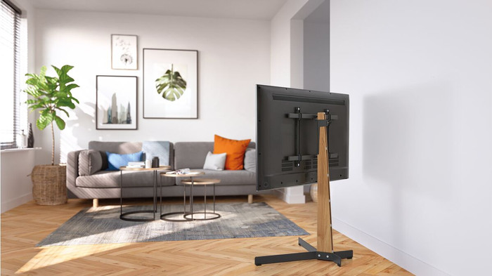 Vogel's TVS 3695 product in use