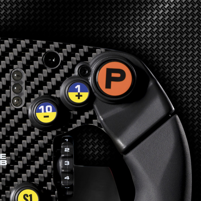 Thrustmaster T300 RS GT + Ferrari SF1000 Wheel Add-On detail