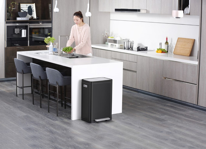 EKO X-Cube 2 x 20 Liter Zwart product in gebruik