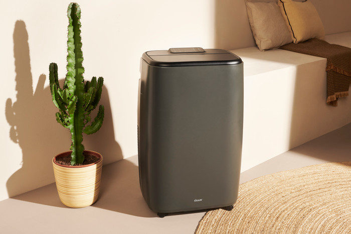 Duux North Smart 14K BTU/h Grijs product in gebruik