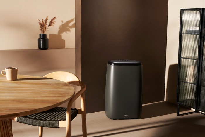 Duux North Smart 18K BTU/h Grijs product in gebruik