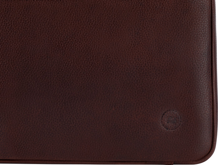 BlueBuilt 15 - 16 inch Laptophoes breedte 36 cm - 37 cm Leer Bruin null