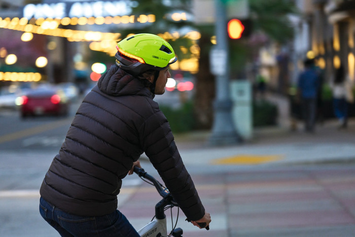 ABUS HYP-E Geel M product in gebruik