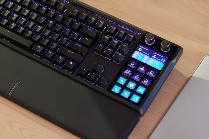 Corsair GALLEON 100 SD Gaming Toetsenbord Qwerty product in gebruik