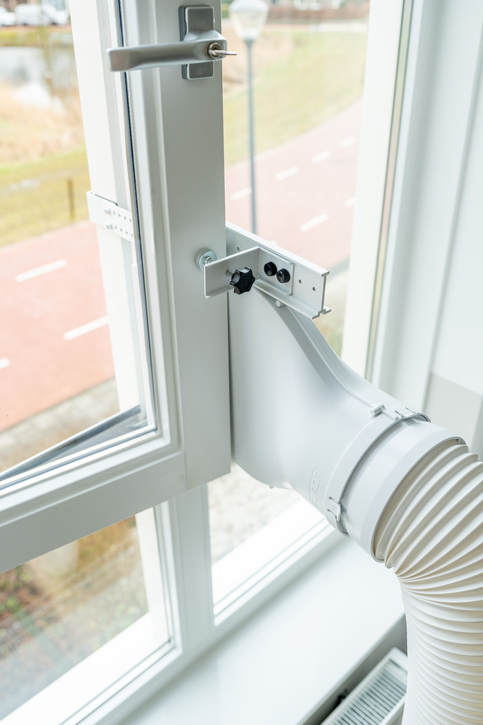 AC Premium Sealing Kit product in use