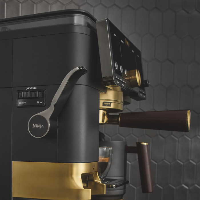 Ninja Luxe Café Pro ES771EUBK David Beckham Limited Edition detail