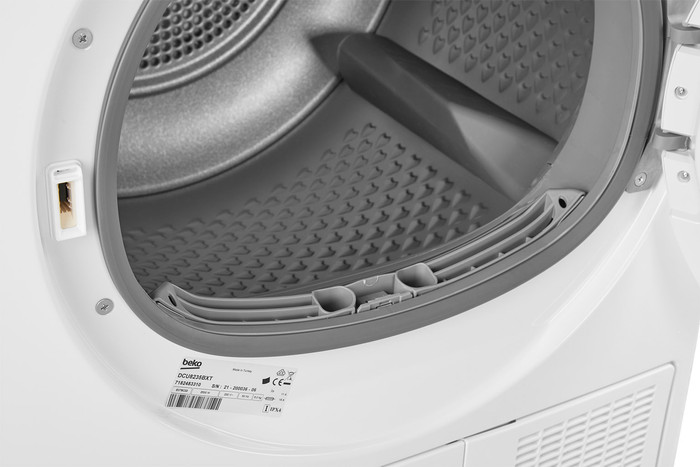 Beko DCU8235BXT binnenkant
