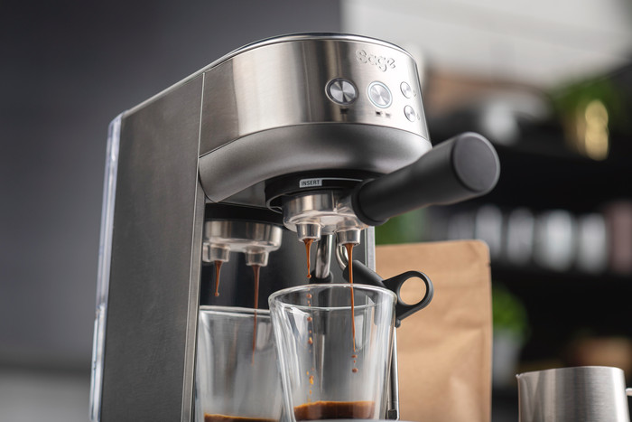 Sage the Bambino Stainless Steel product in gebruik