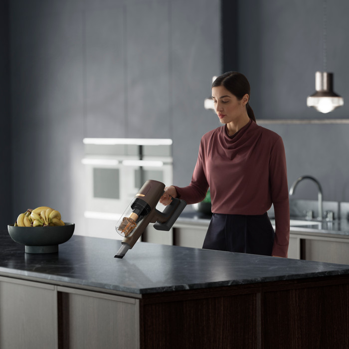 AEG AP81A25COM 8000 ULTIMATE product in use