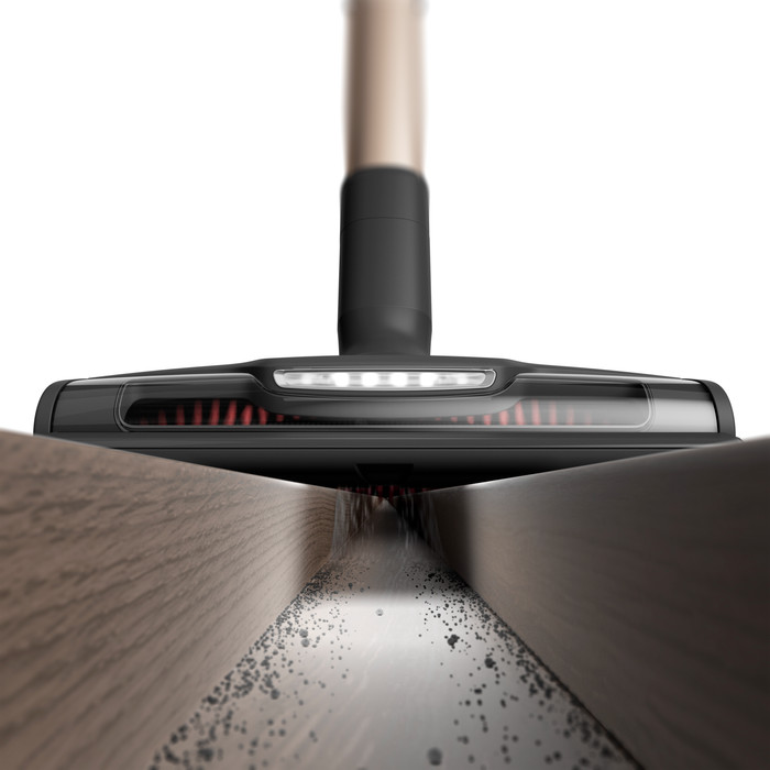 AEG AP81A25COM 8000 ULTIMATE product in use