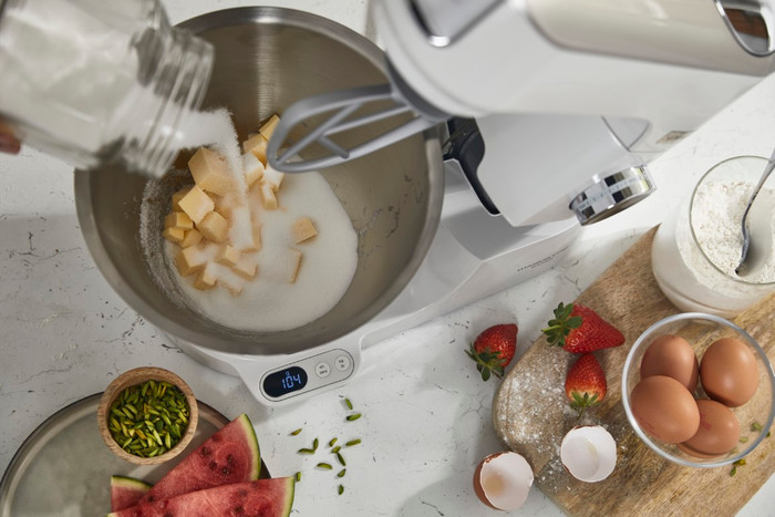 Kenwood Titanium Chef Baker KVL65.001WH product in use
